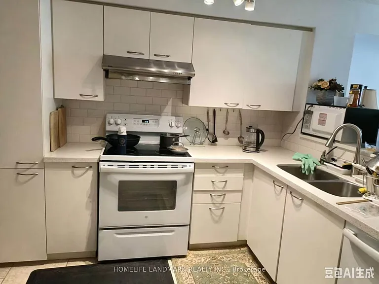 75 Weldrick Rd E #818 — Photo 5