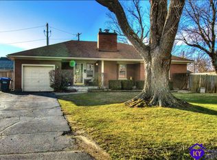 9102 Chenault Rd, Louisville, KY 40258