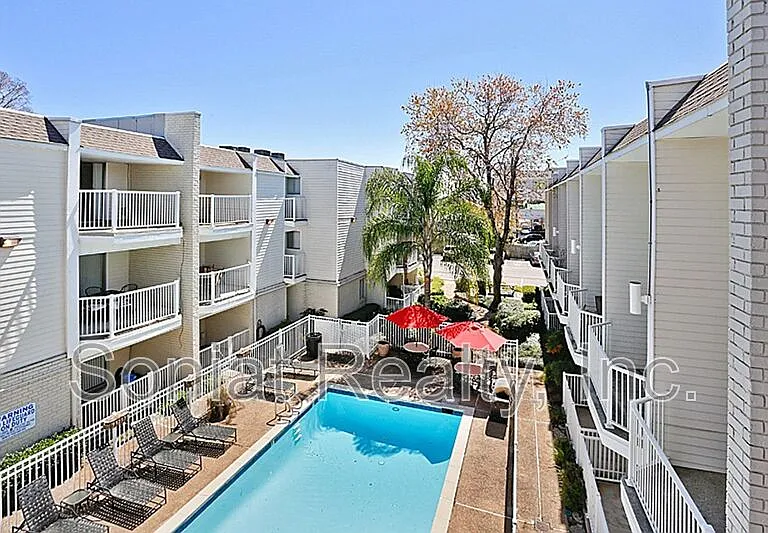 3805 Houma Blvd #C236 — Photo 11