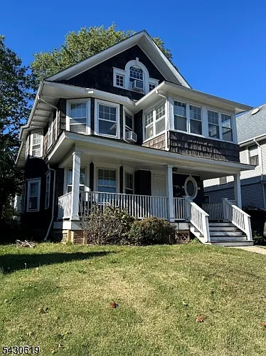 96 Grove St Photo 1