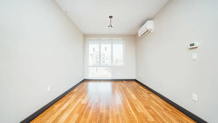 Rented by Nooklyn NYC LLC | media 25