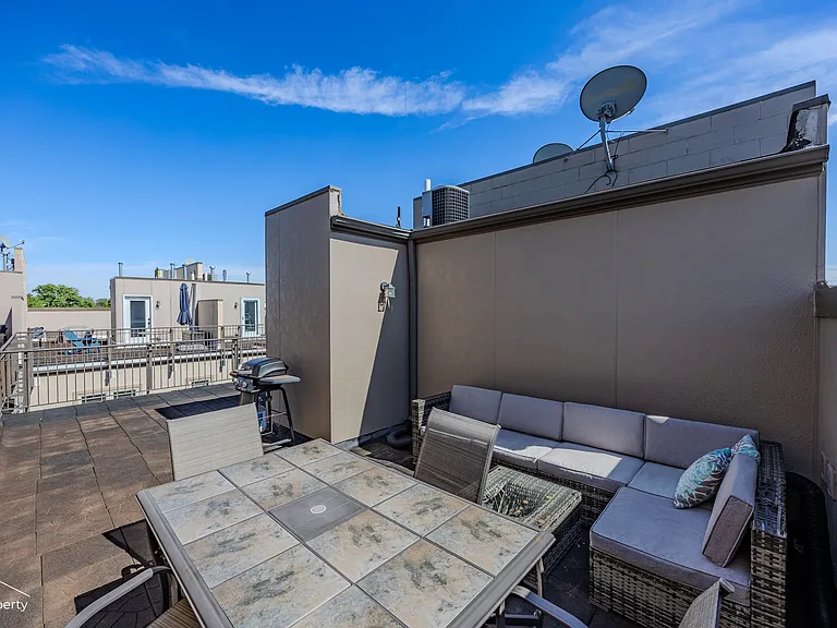 Rooftop deck