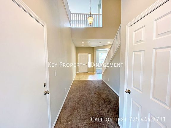 4th image of 11450 Castor St