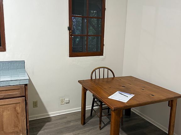 5th image of 1434 Avon Park Ter