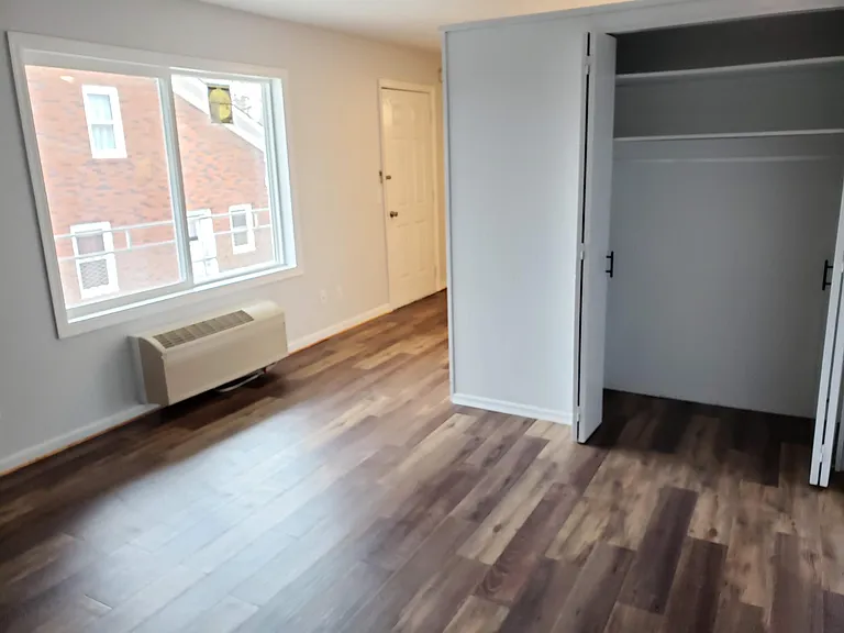 1010 Washington St — Photo 12