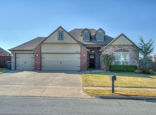 13602 Madison Ave, Glenpool, OK 74033
