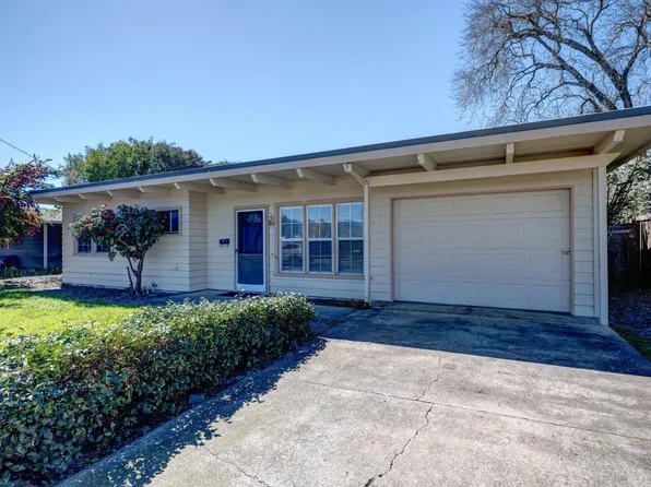 851 Yulupa Avenue, Santa Rosa, CA 95405