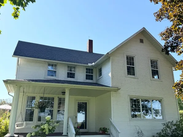 7611 Hahn Rd, Huron, OH 44839