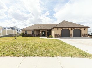 5095 N Ridge View Cir, Enoch, UT 84721