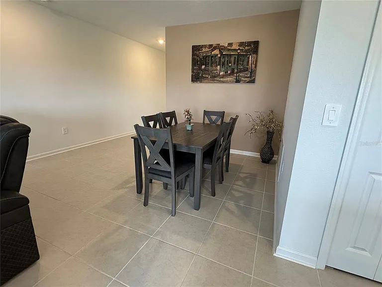 2405 Bluestone Rd — Photo 8