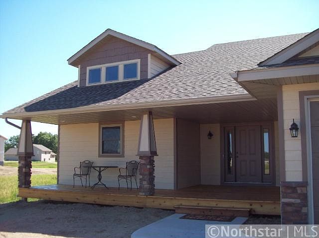 1st image of 24585 Kenwood Ln