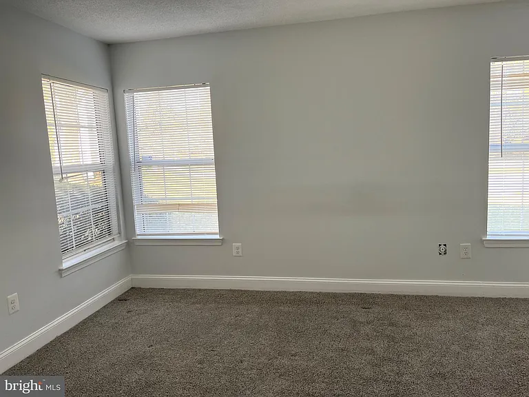1005 Summerglenn Ct #7-103 — Photo 10