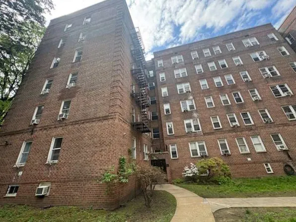 3550 75th St APT 6D, Jackson Heights, NY 11372