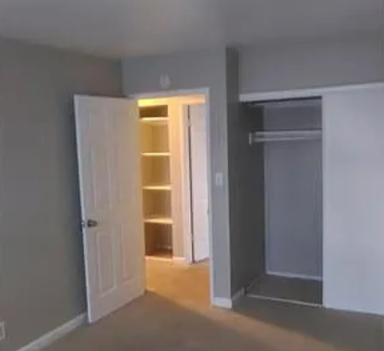 Oakland Property — Photo 3