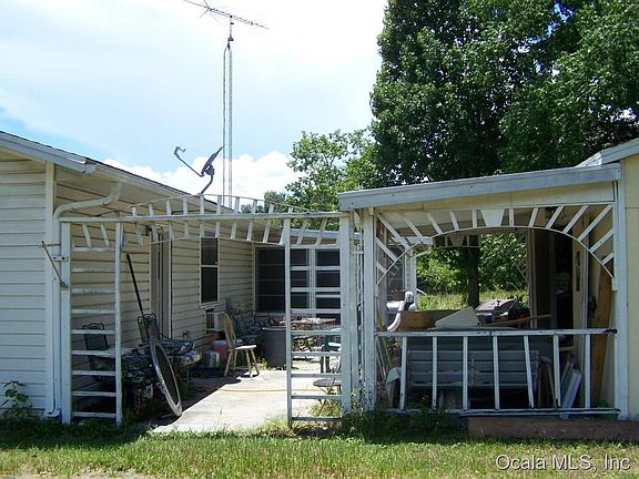 3rd image of 6035 SE 122nd Ln