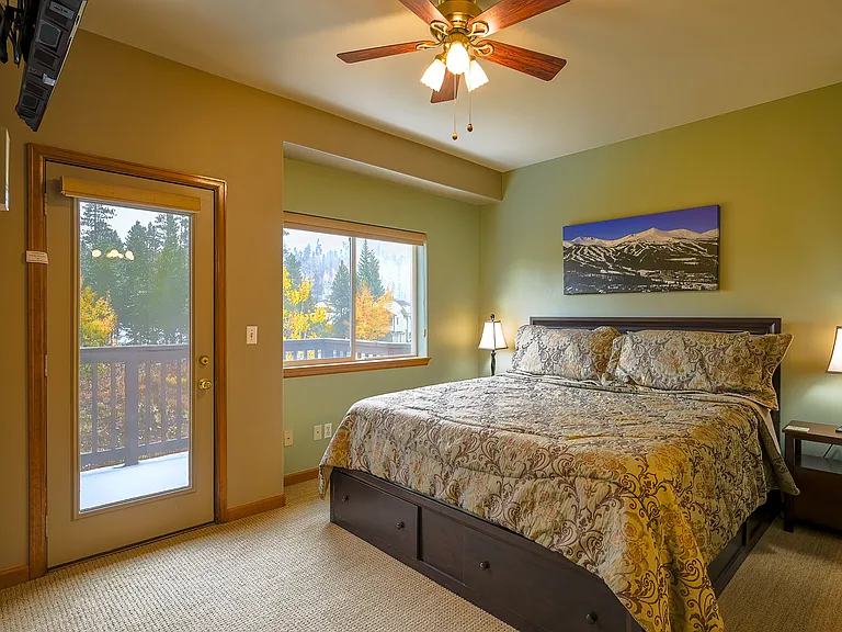 Third floor bedroom with deck outside