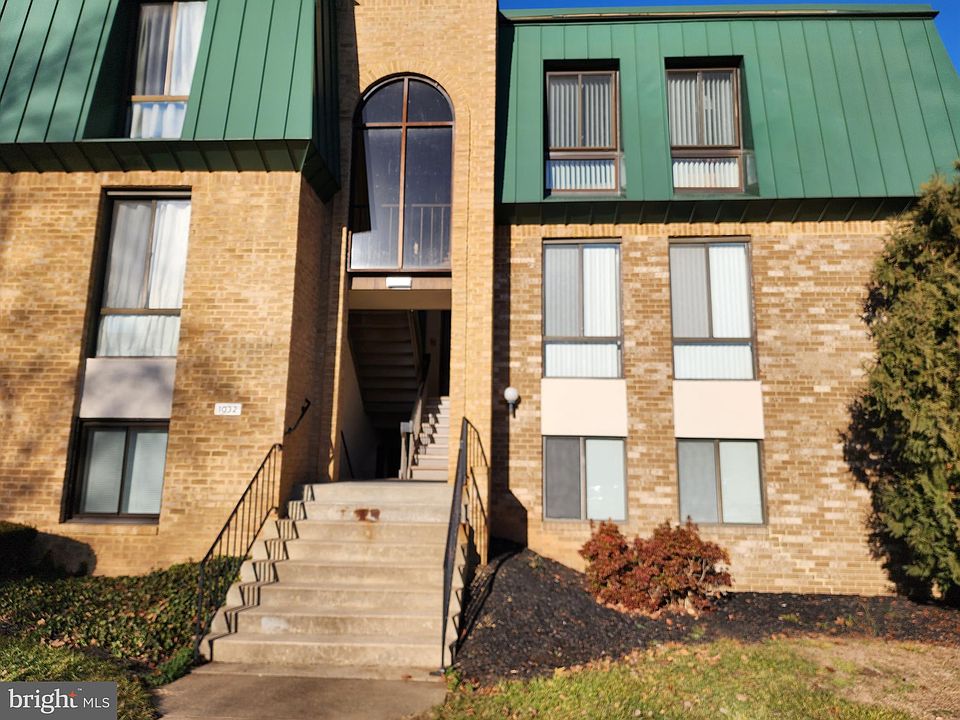 1st image of 1032 Brinker Dr APT 102