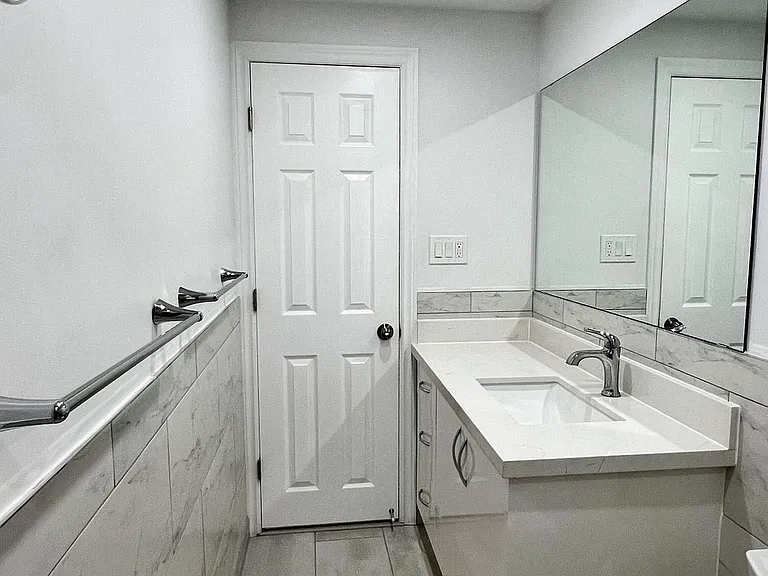 12 Schwalm Cres — Photo 12