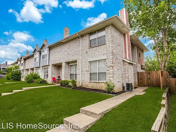 1512 Park Lane Dr, Lewisville, TX 75067