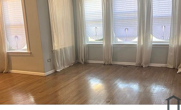 4th image of 8314 S Paulina St #1