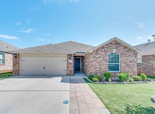 145 Presidents Way, Venus, TX 76084