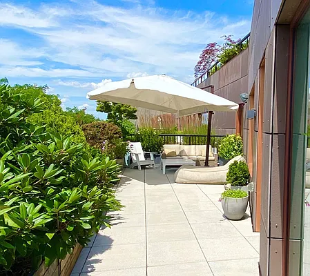 Rented by Compass | media 16