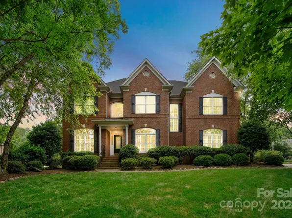 12723 Lindrick Ln, Charlotte, NC 28277