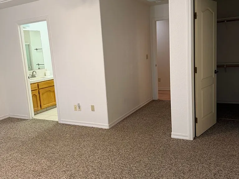 38908 Millwood Dr — Photo 23