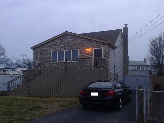 3rd image of 25 E Granada Ave