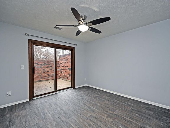 5th image of 439 McIntosh Dr #20B