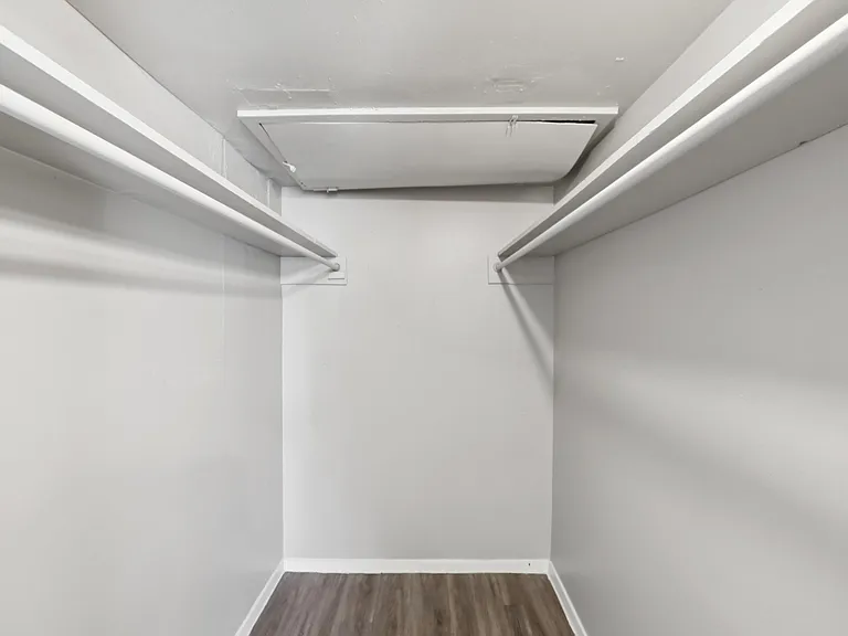 Whisperwind Apartments — Photo 17