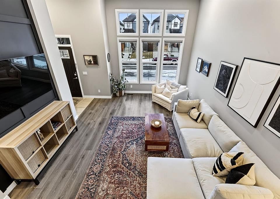 1st image of 295 N Masters Row SE