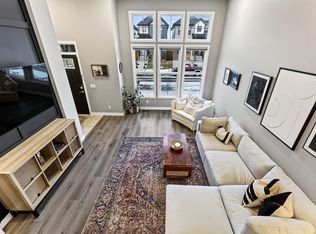 295 N Masters Row SE, Calgary, AB T3M2T7