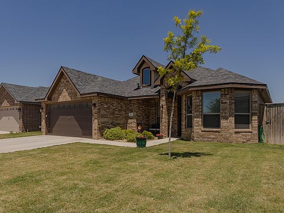 2nd image of 26 Berkshire Cir