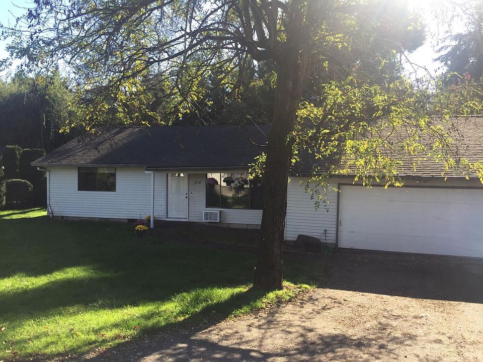 Front of House/Garage