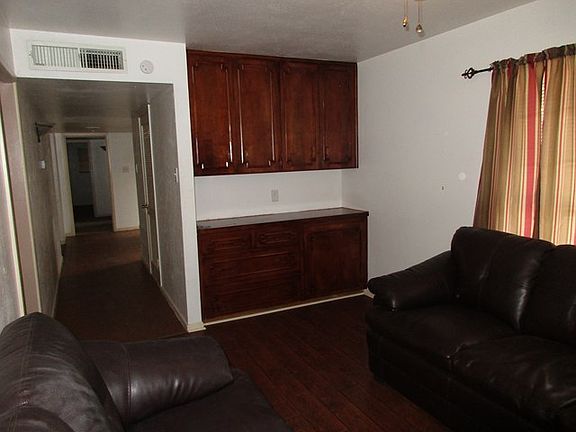 4th image of 2842 E 21st St