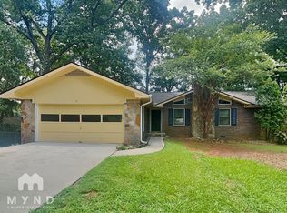 378 Lakeshore Dr, Stockbridge, GA 30281