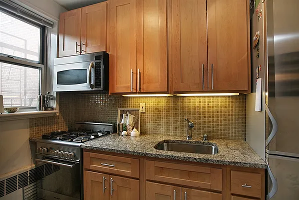 Sold by Corcoran | media 24