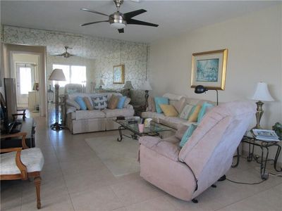 2000 NE 51st Court #201, Fort Lauderdale, FL, 33308