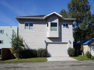 736 Coastal Pl, Anchorage, AK 99501