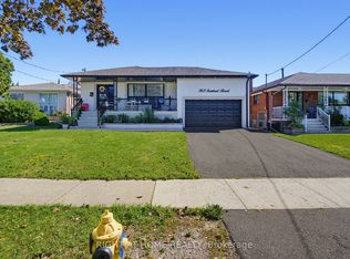 363 Sentinel Rd, Toronto, ON M3J 1V1