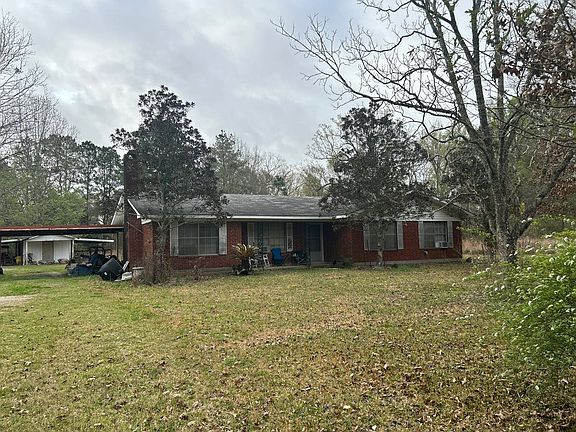 3rd image of 218 W Bryant Rd