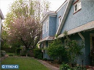 5th image of 605 E Mount Airy Ave