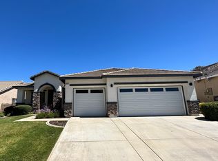 3921 Sungate Dr, Palmdale, CA 93551