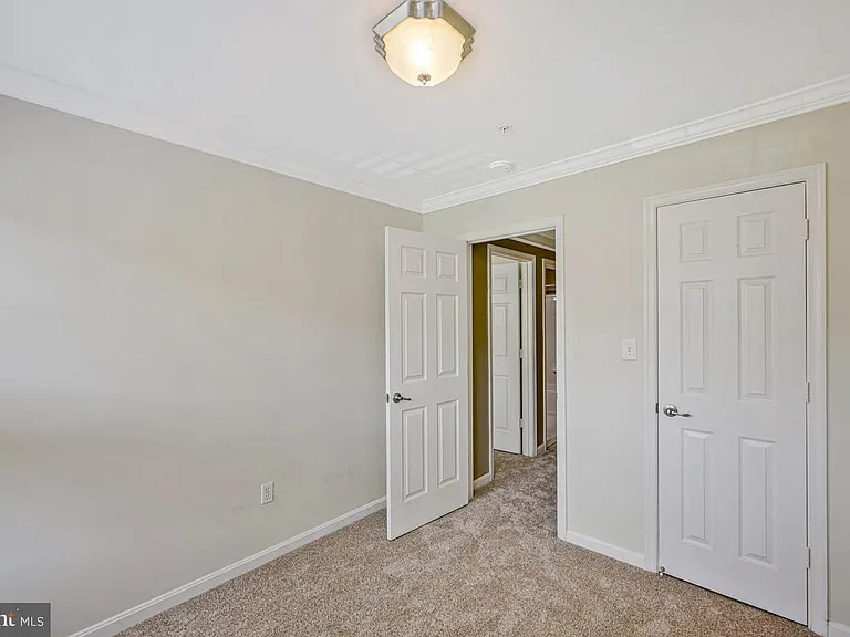 1815 Spanish Oak Ln — Photo 30