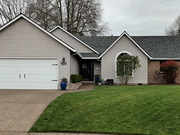 1545 SW Hilary St, McMinnville, OR 97128