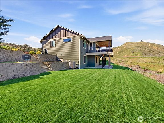 4th image of 2128 McEldowney Road