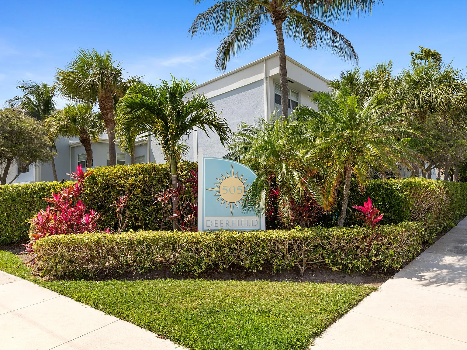 1 bed, 1.0 bath, 663 sqft, $1,925 — Photo 1