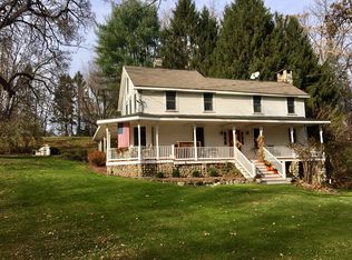 13 Iron Forge Rd, Warwick, NY 10990