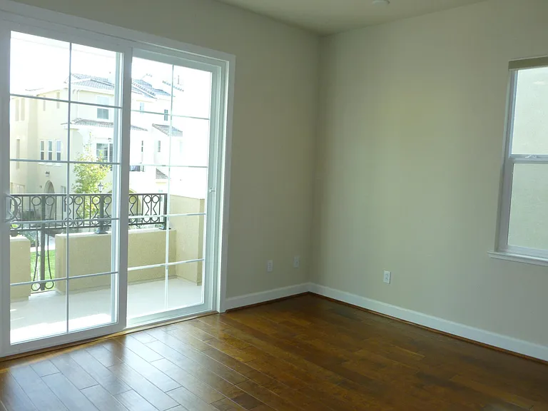 216 Hockney Ave — Photo 8